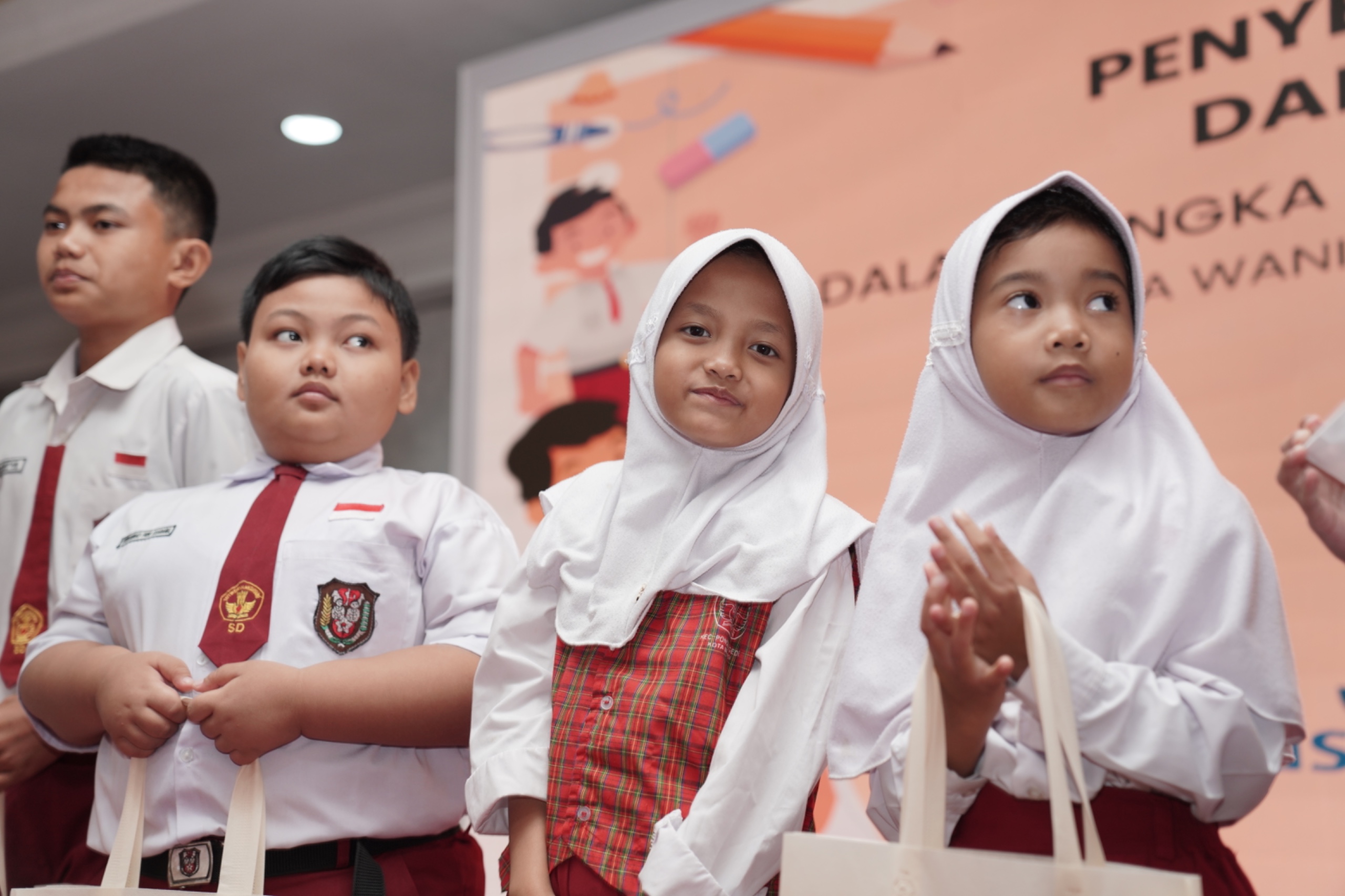 Perkuat Akses Pendidikan dan Pengembangan SDM Indonesia, TASPEN Salurkan Bantuan Pendidikan Anak di Lingkungan Kementerian PANRB